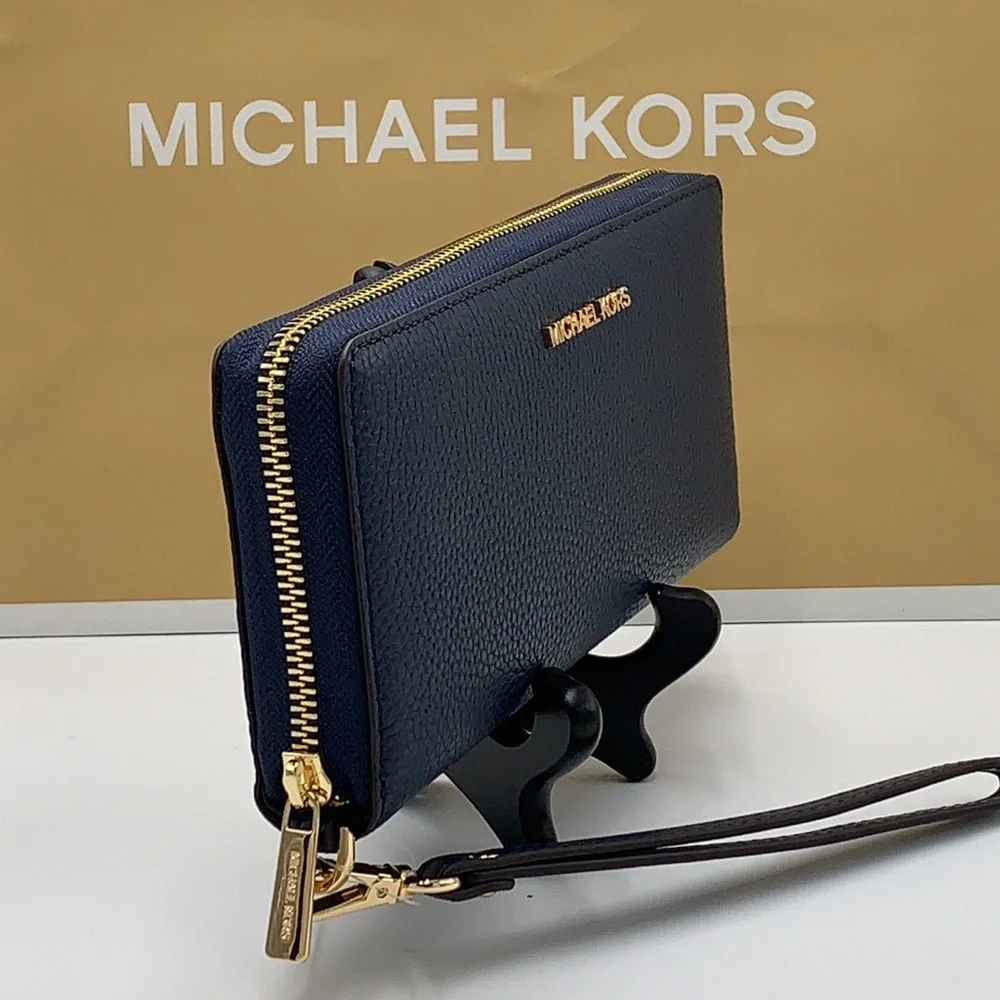 MICHAEL KORS Large Travel Continental Leather WALLET WRISTLET NAVY COLOR